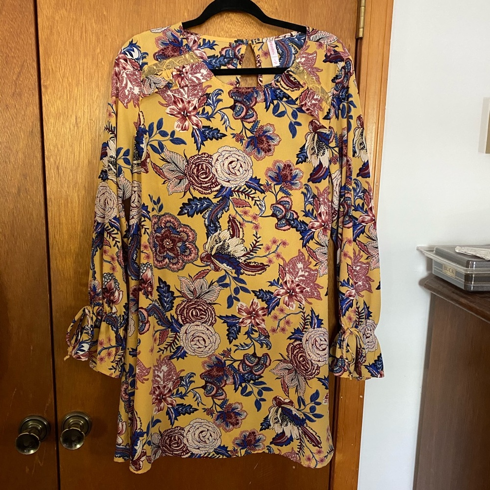 Super cute yellow floral dress.